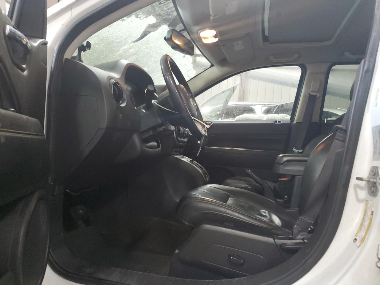 2016 Jeep Compass - Image 7