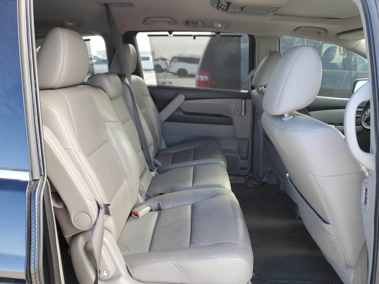 2013 Honda Odyssey - Image 11
