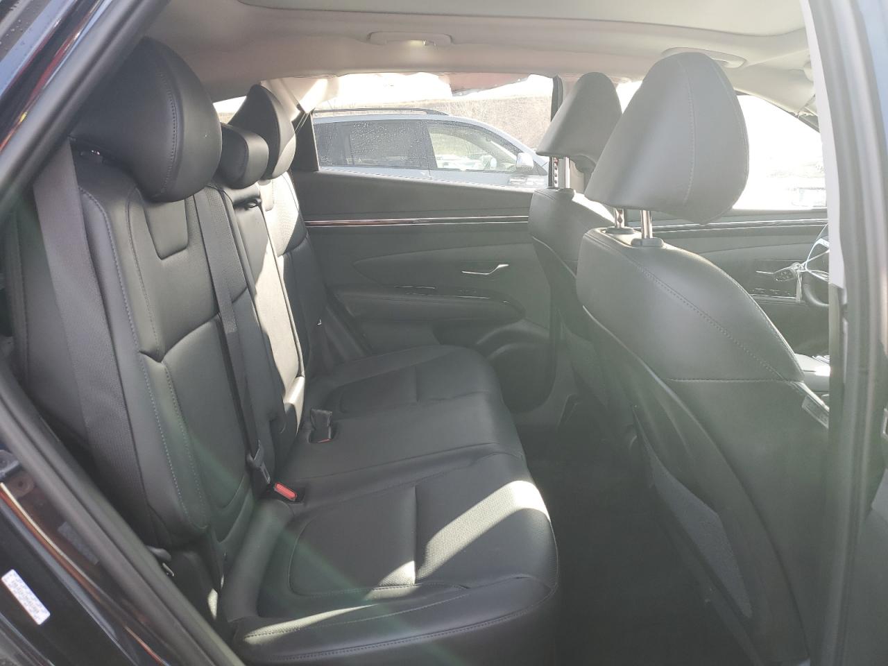 2022 Hyundai Tucson - Image 11