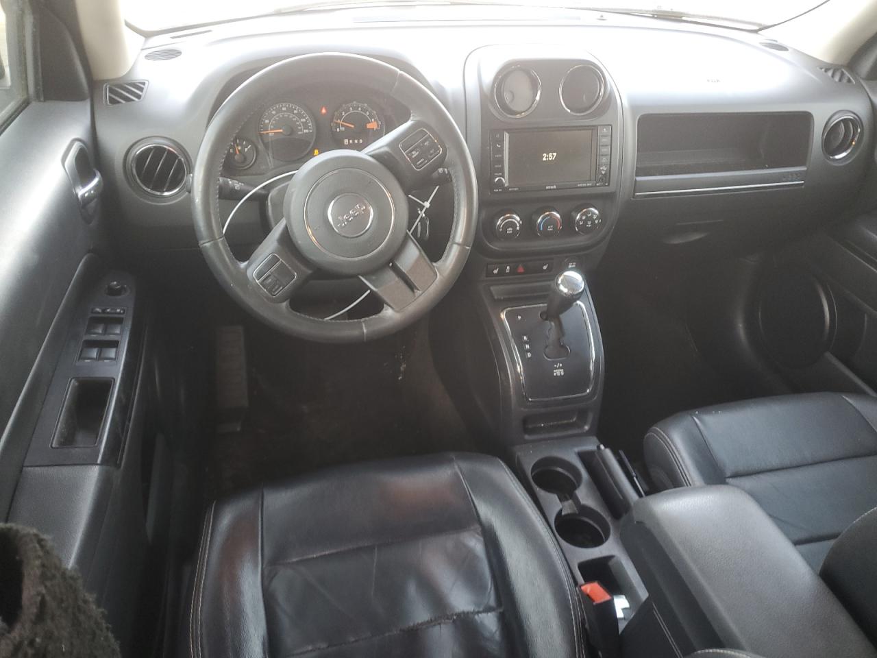 2016 Jeep Liberty (Patriot) - Image 8