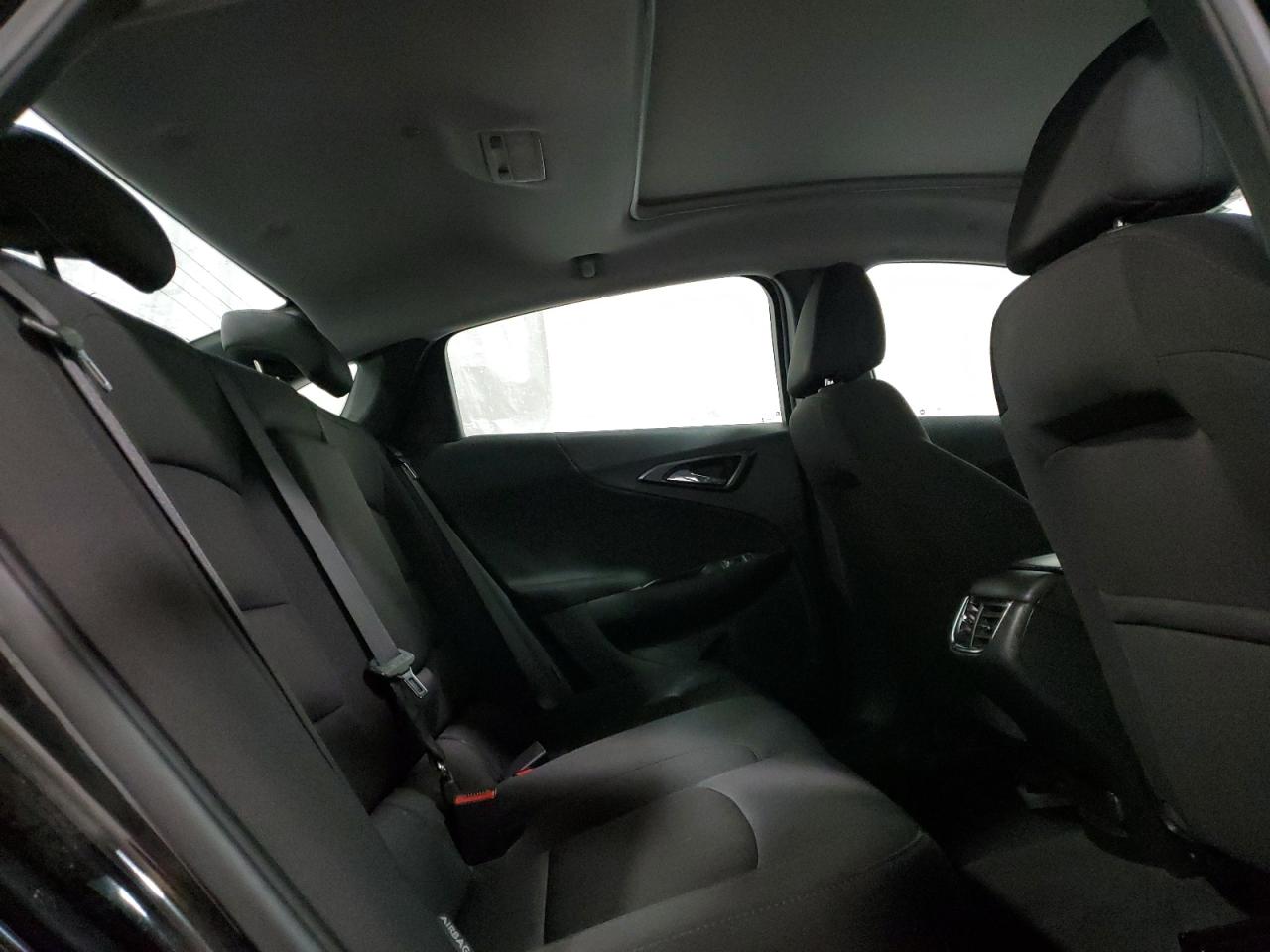 2023 Chevrolet Malibu - Image 10