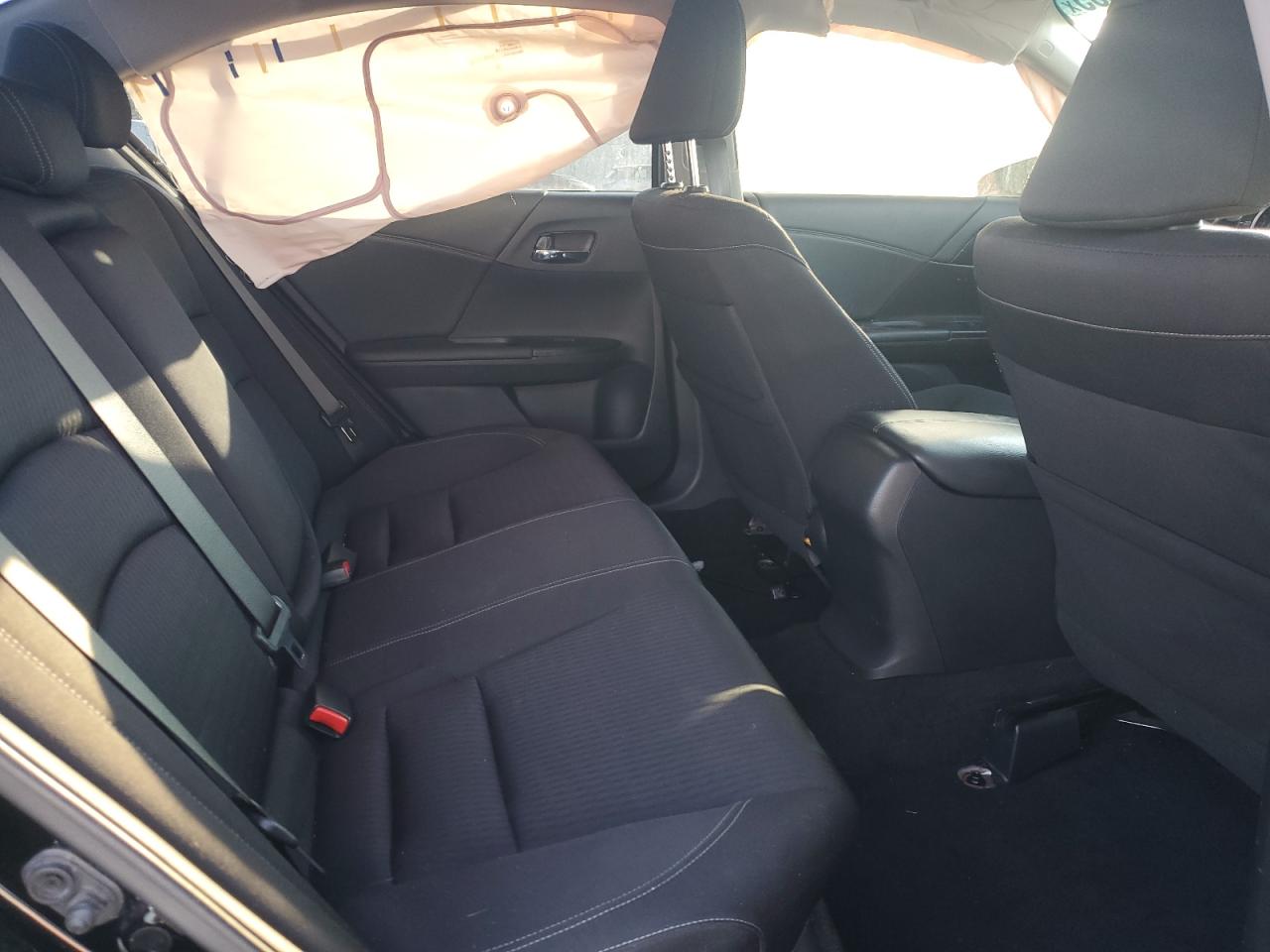 2015 Honda Accord - Image 11