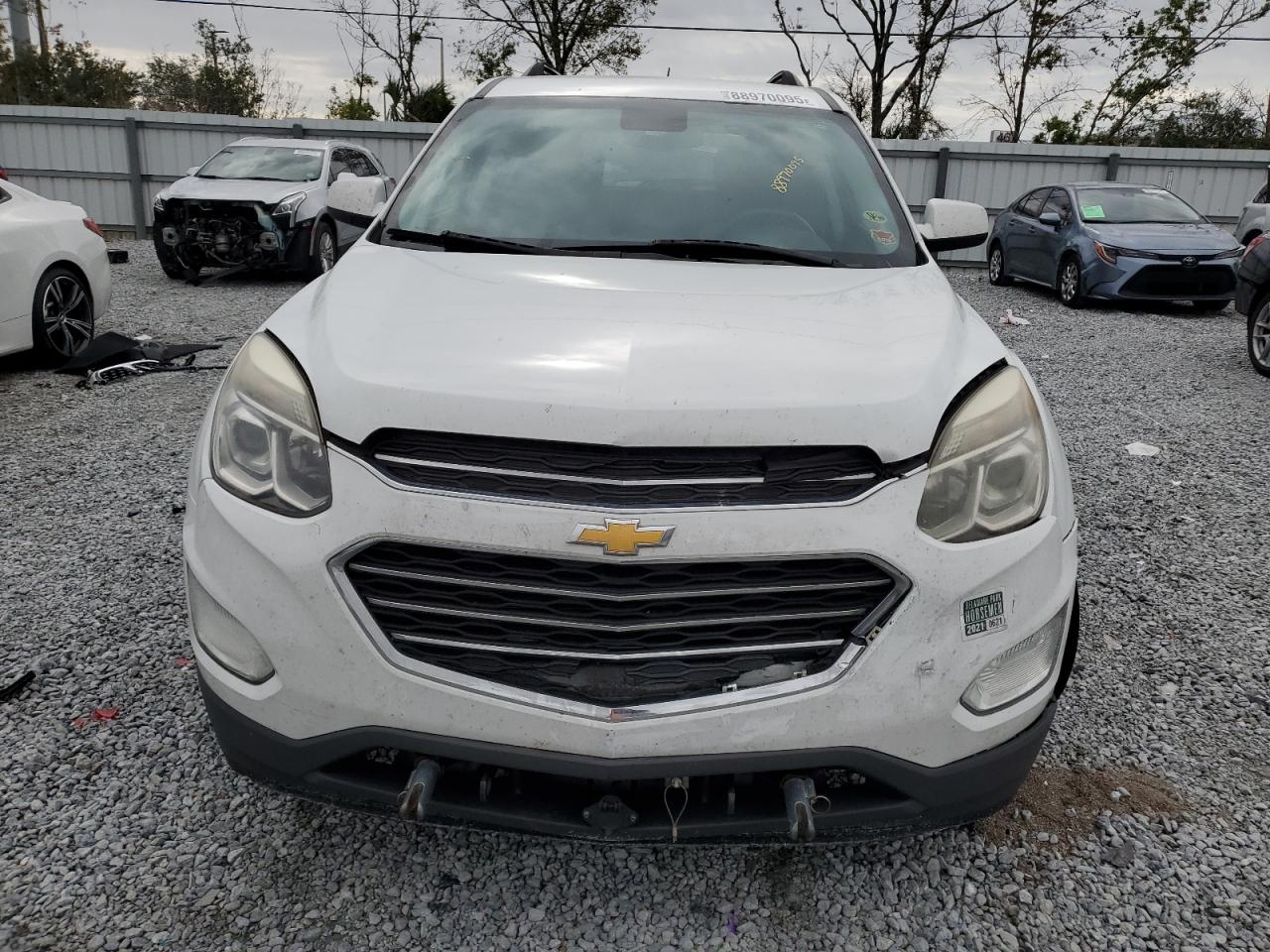 2017 Chevrolet Equinox - Image 5