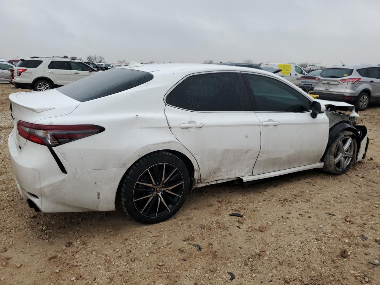 2021 Toyota Camry - Image 3