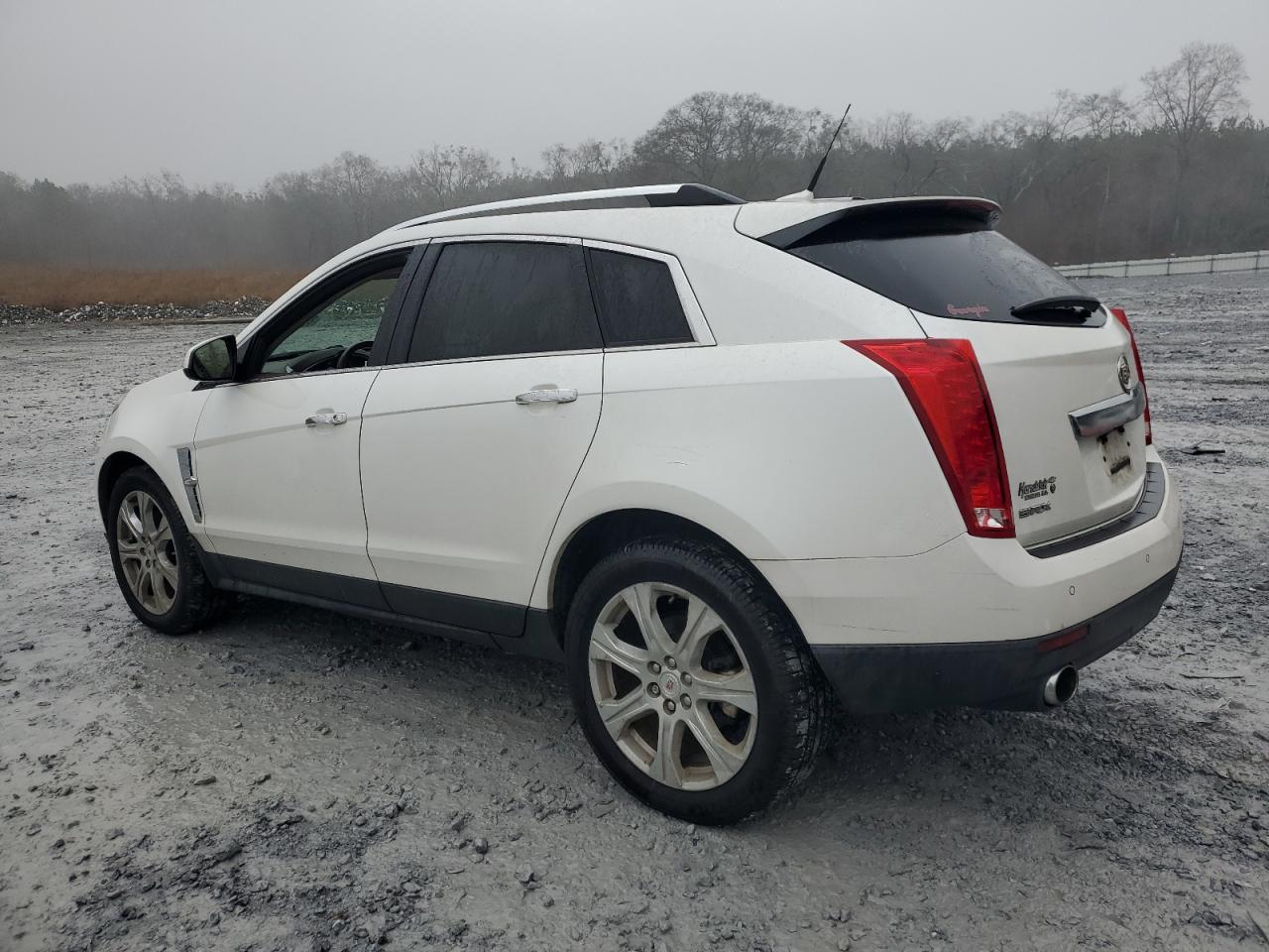 2010 Cadillac SRX - Image 2