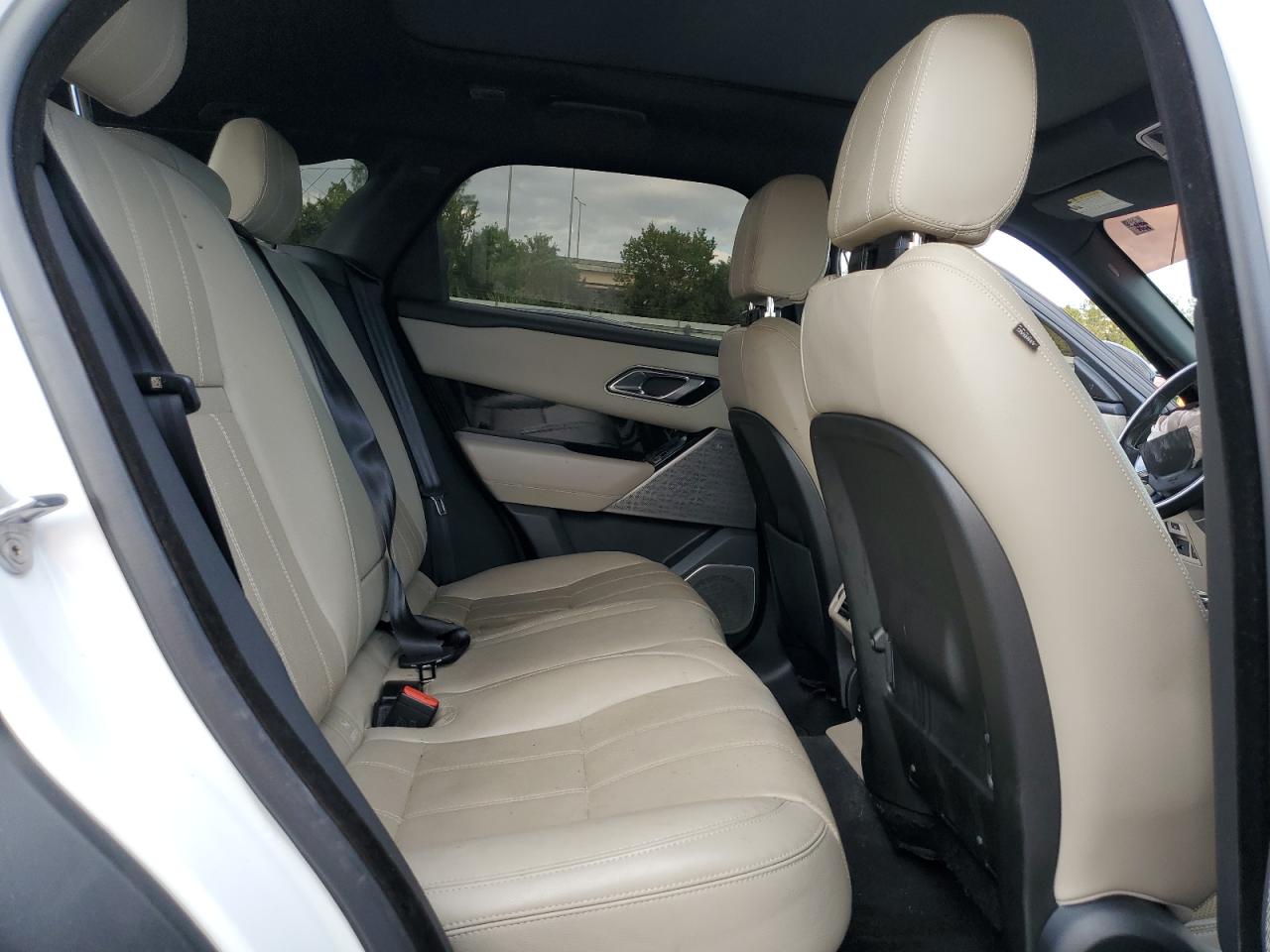 2018 Land Rover Range Rover - Image 11