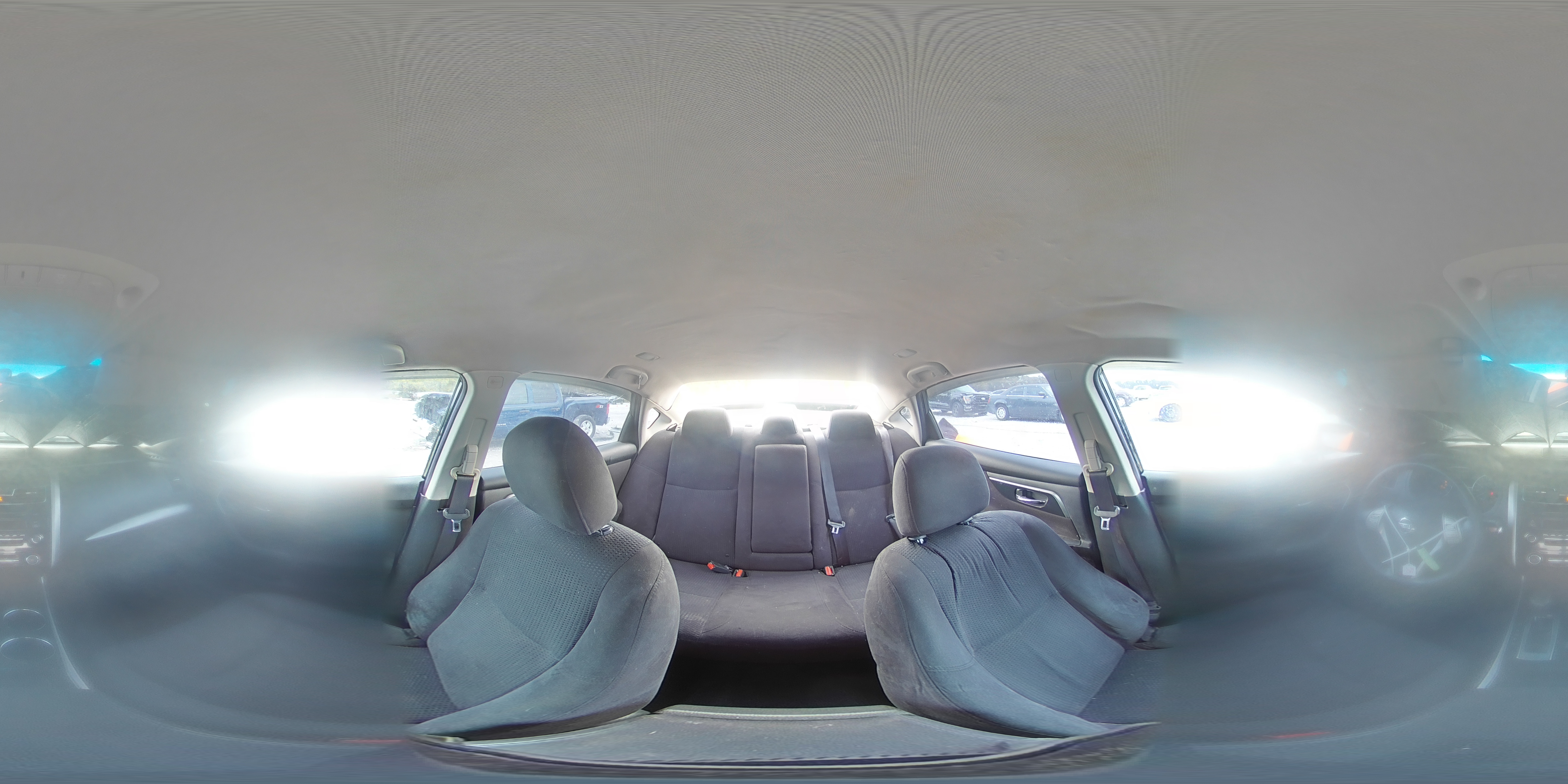 2014 Nissan Altima - Image 16