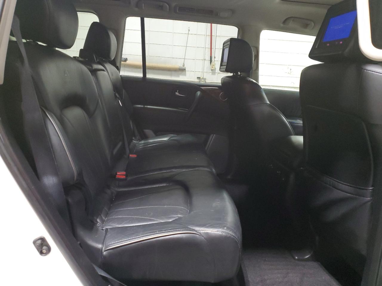 2012 Infiniti QX56 - Image 11