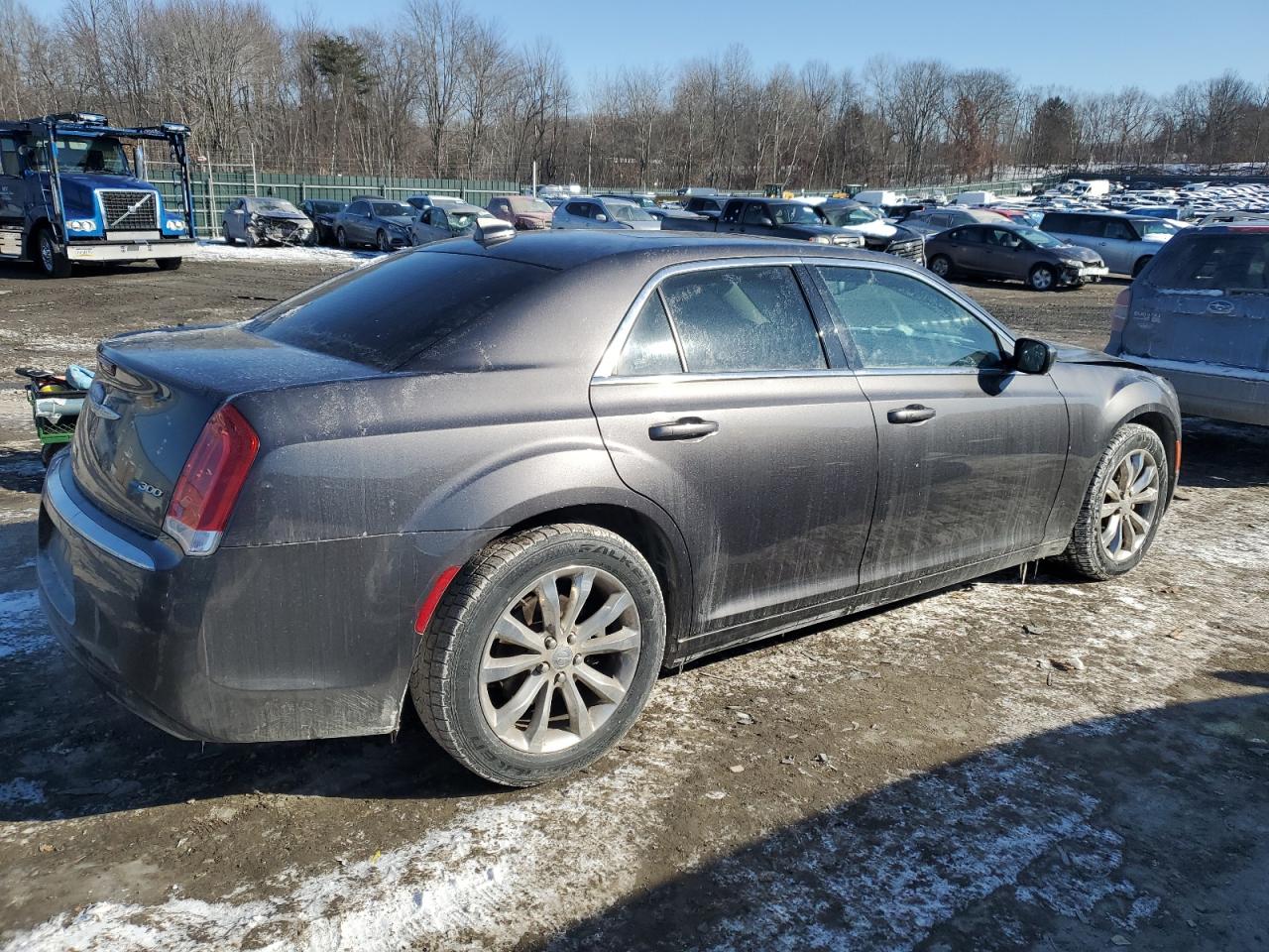2016 Chrysler 300 - Image 3