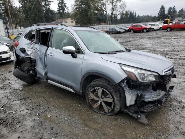  SUBARU FORESTER 2020 Серебристый