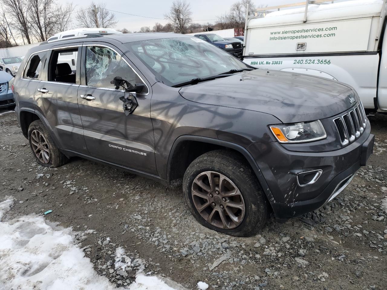 2015 Jeep Grand Cherokee - Image 4