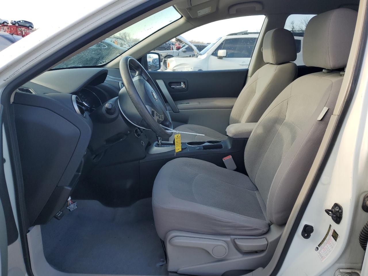 2012 Nissan Rogue - Image 7