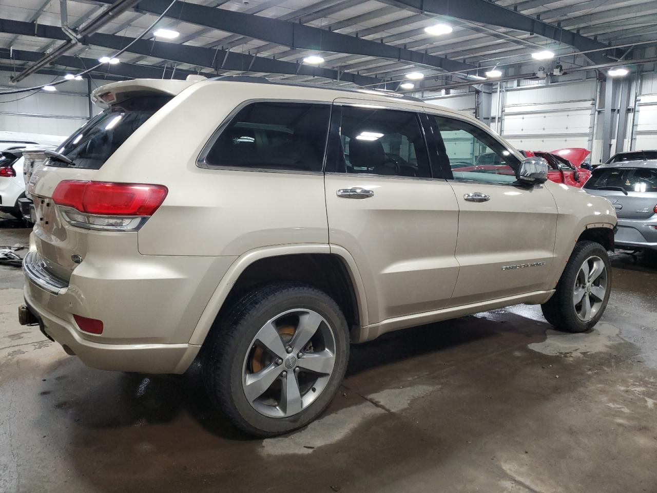 2015 Jeep Grand Cherokee - Image 3