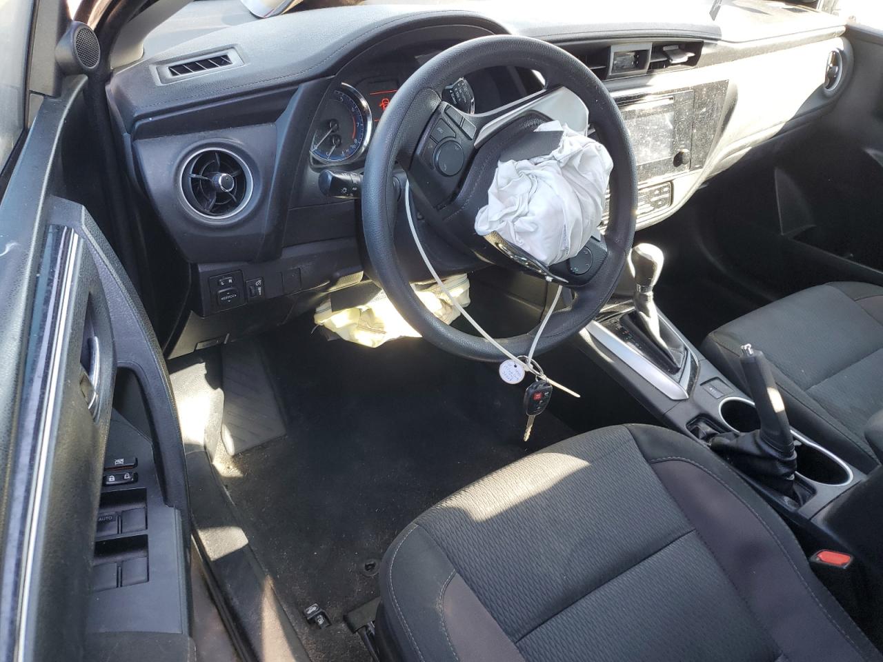 2018 Toyota Corolla - Image 8