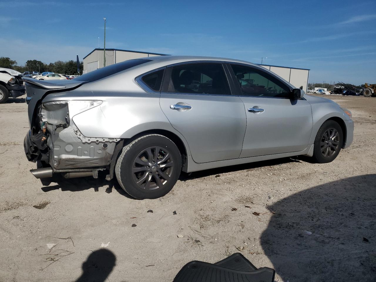 2015 Nissan Altima - Image 3