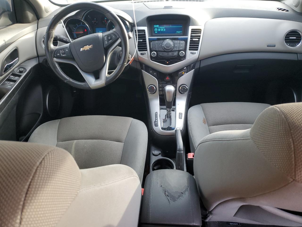 2012 Chevrolet Cruze - Image 8