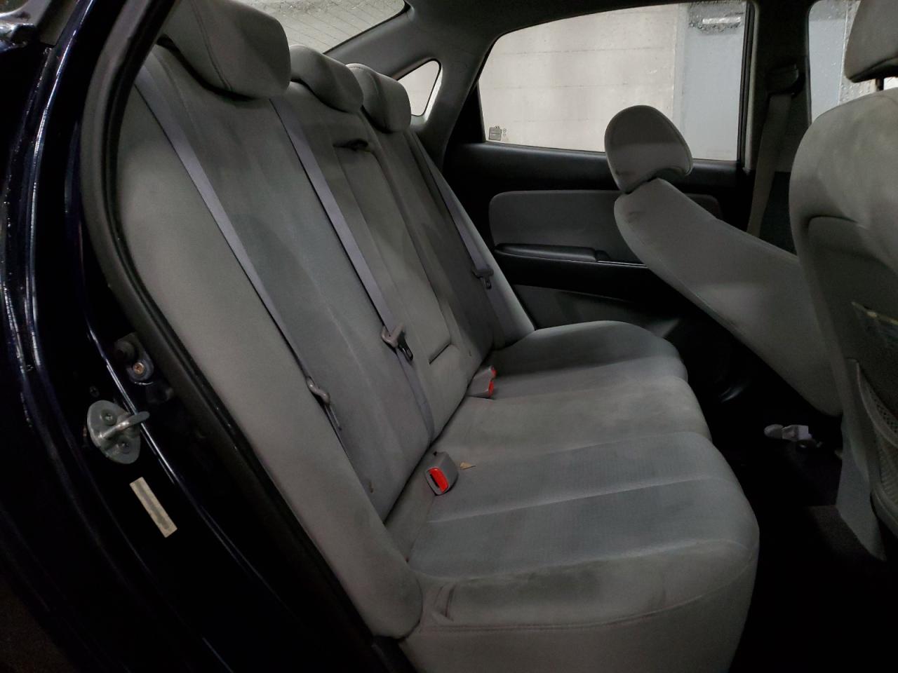 2009 Hyundai Elantra - Image 10