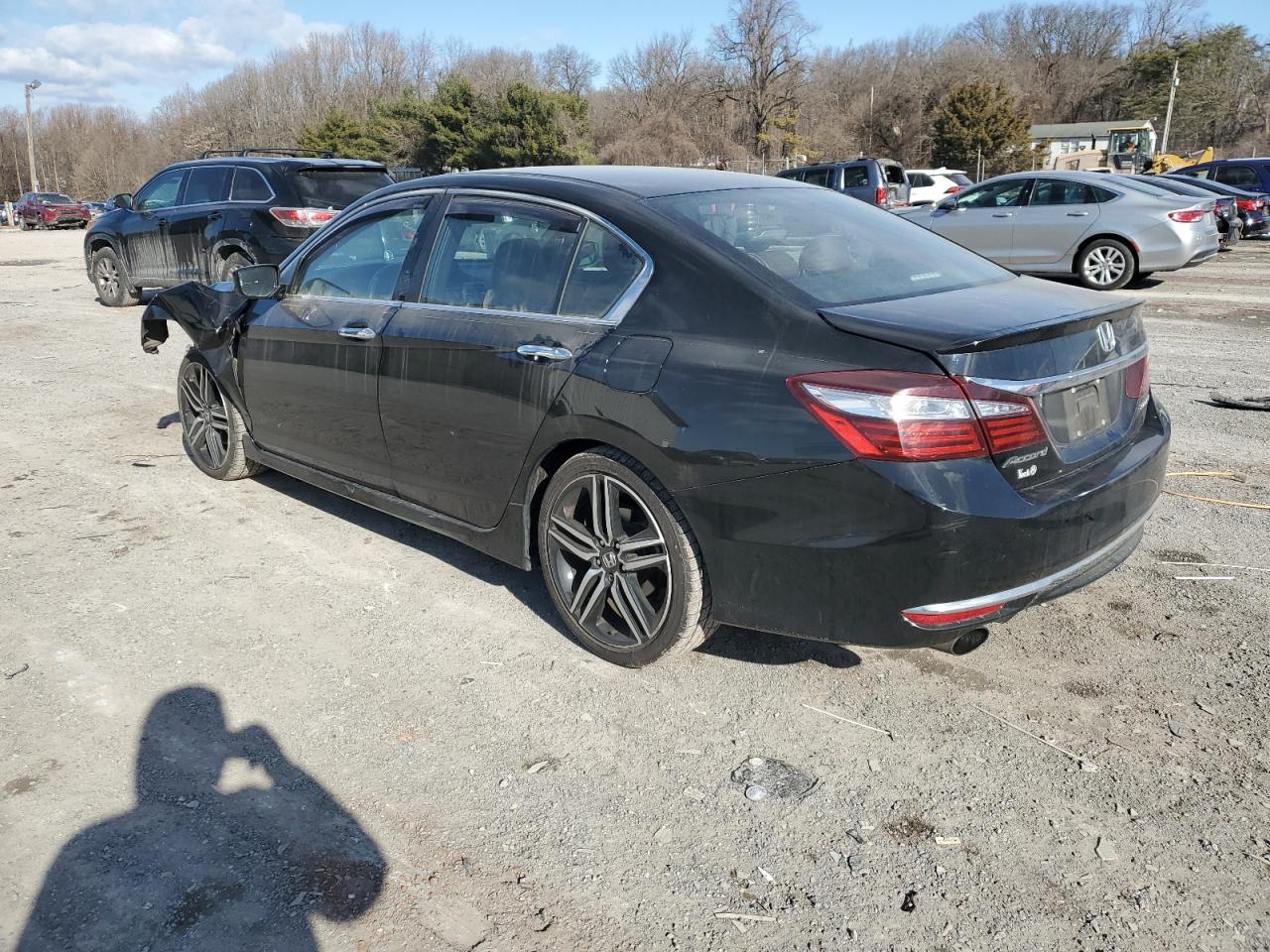 2016 Honda Accord - Image 2