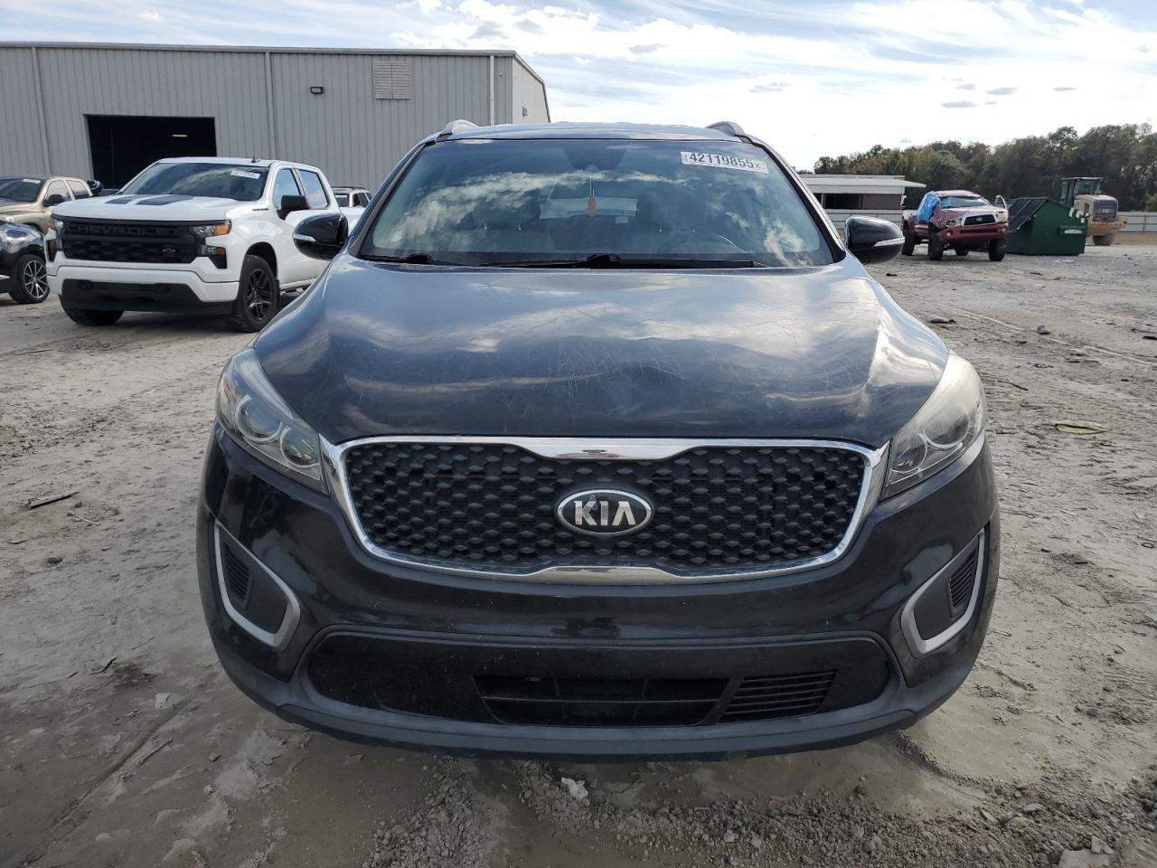 2017 Kia Sorento - Image 5
