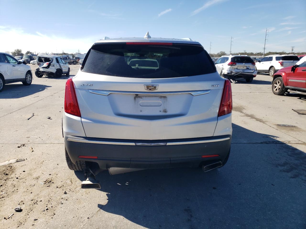 2017 Cadillac XT5 - Image 6