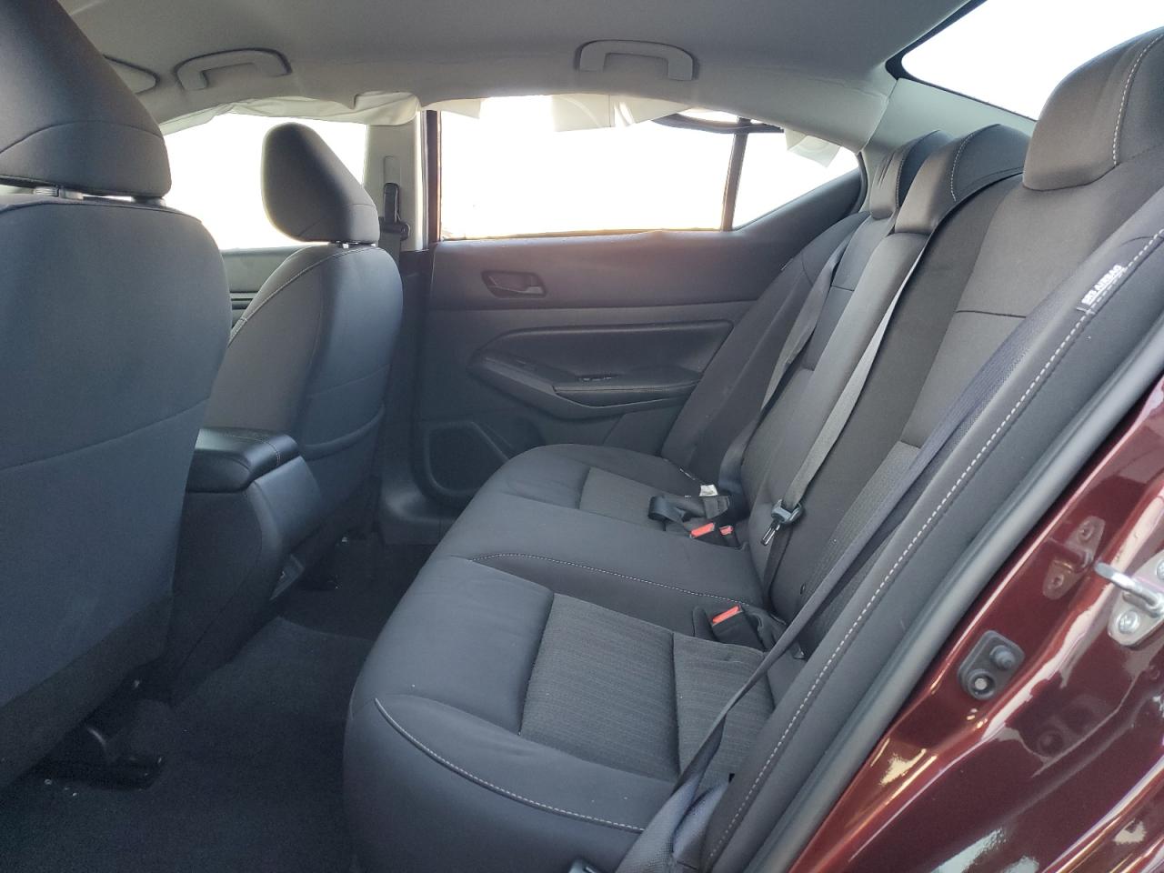 2024 Nissan Altima - Image 10