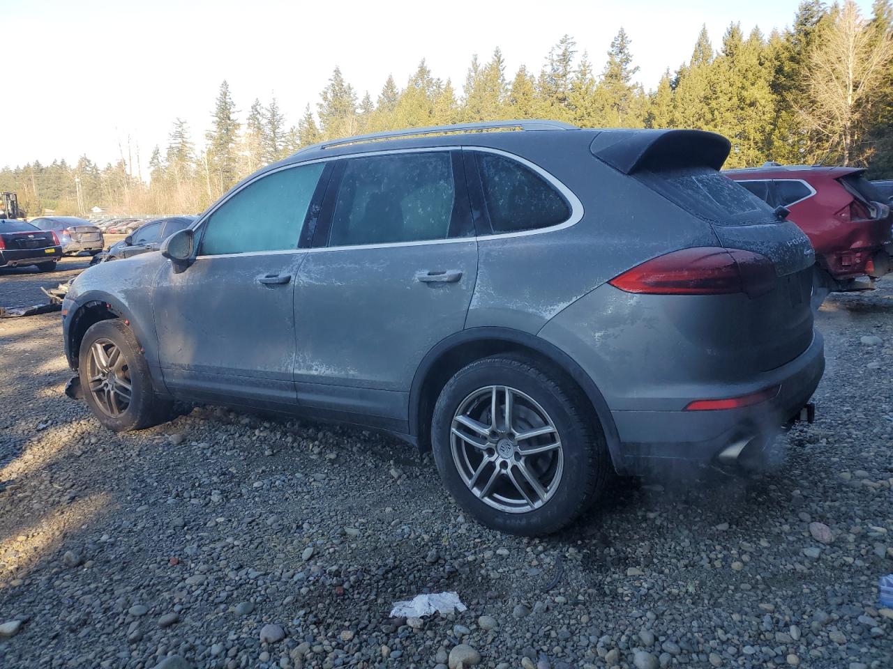 2018 Porsche Cayenne - Image 2