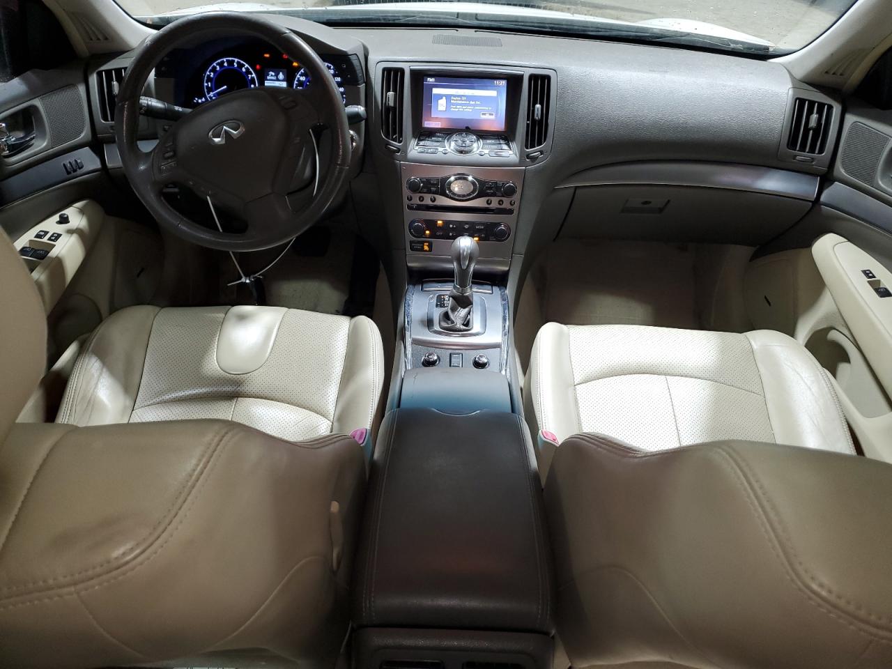 2011 Infiniti G - Image 8