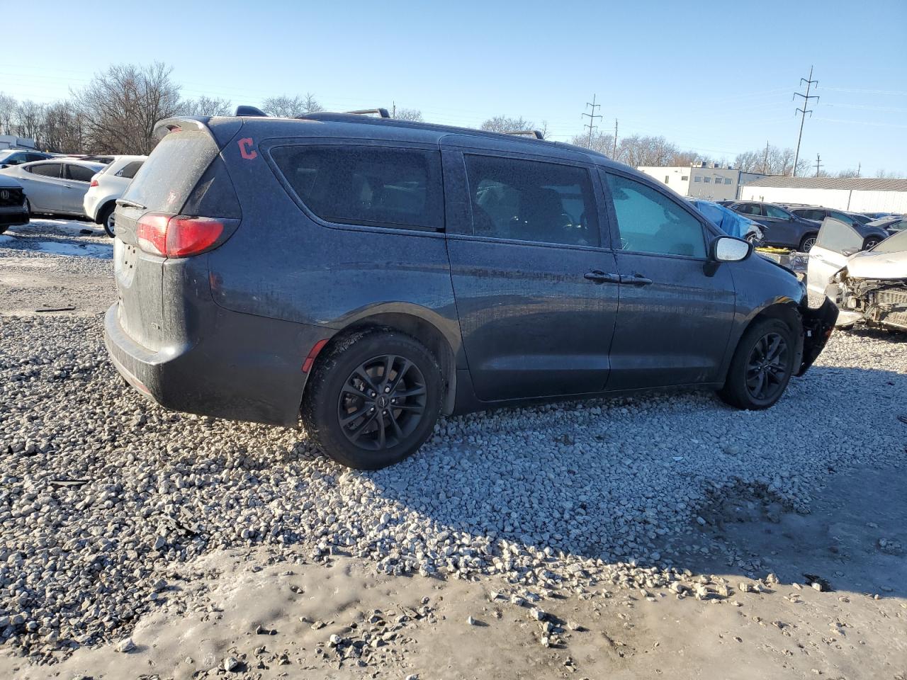 2020 Chrysler Pacifica - Image 3