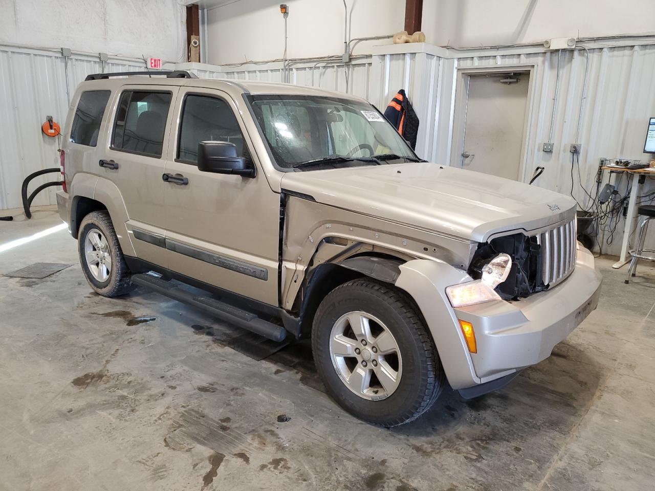 2011 Jeep Liberty (North America) - Image 4