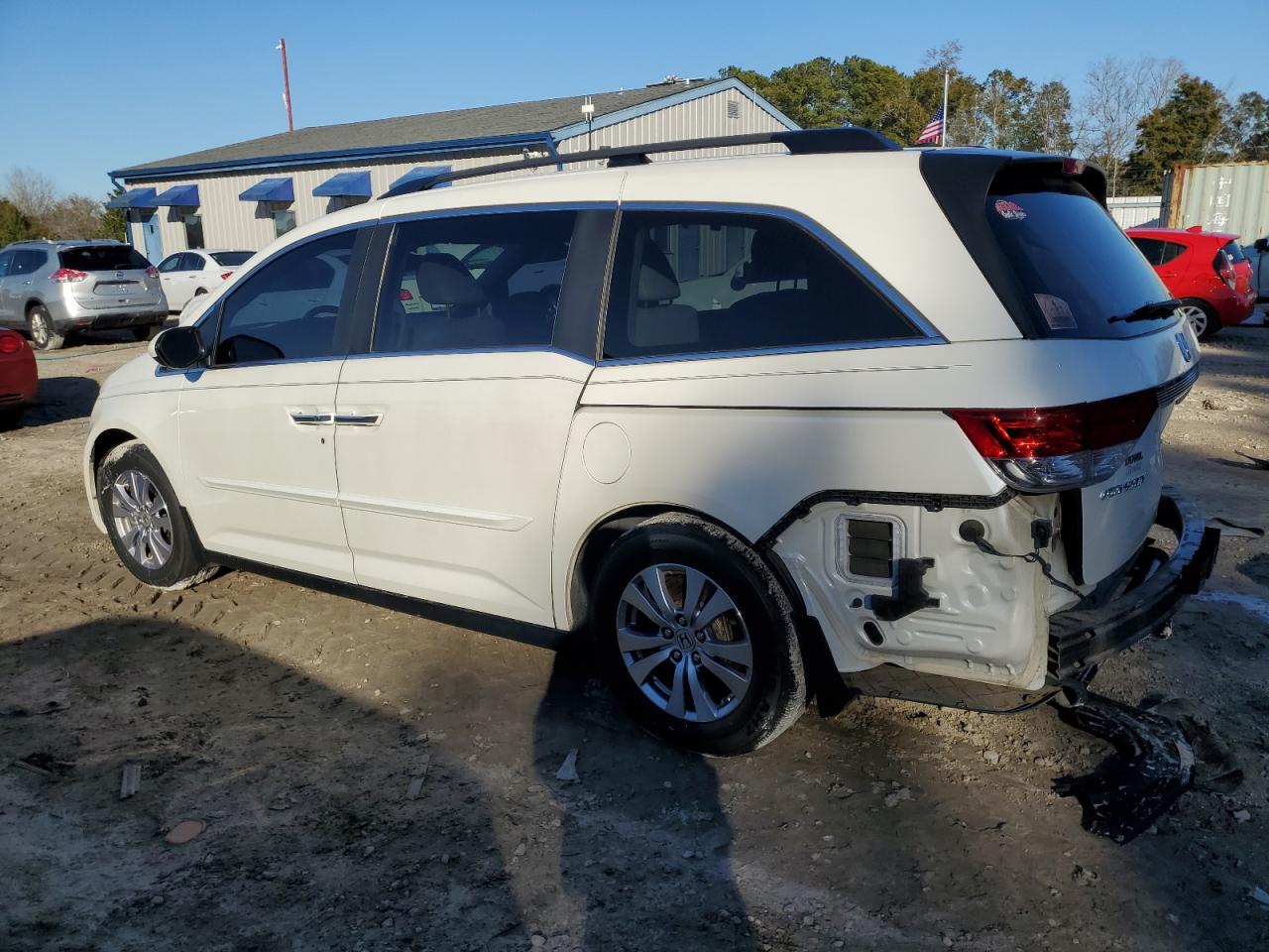 2015 Honda Odyssey - Image 2
