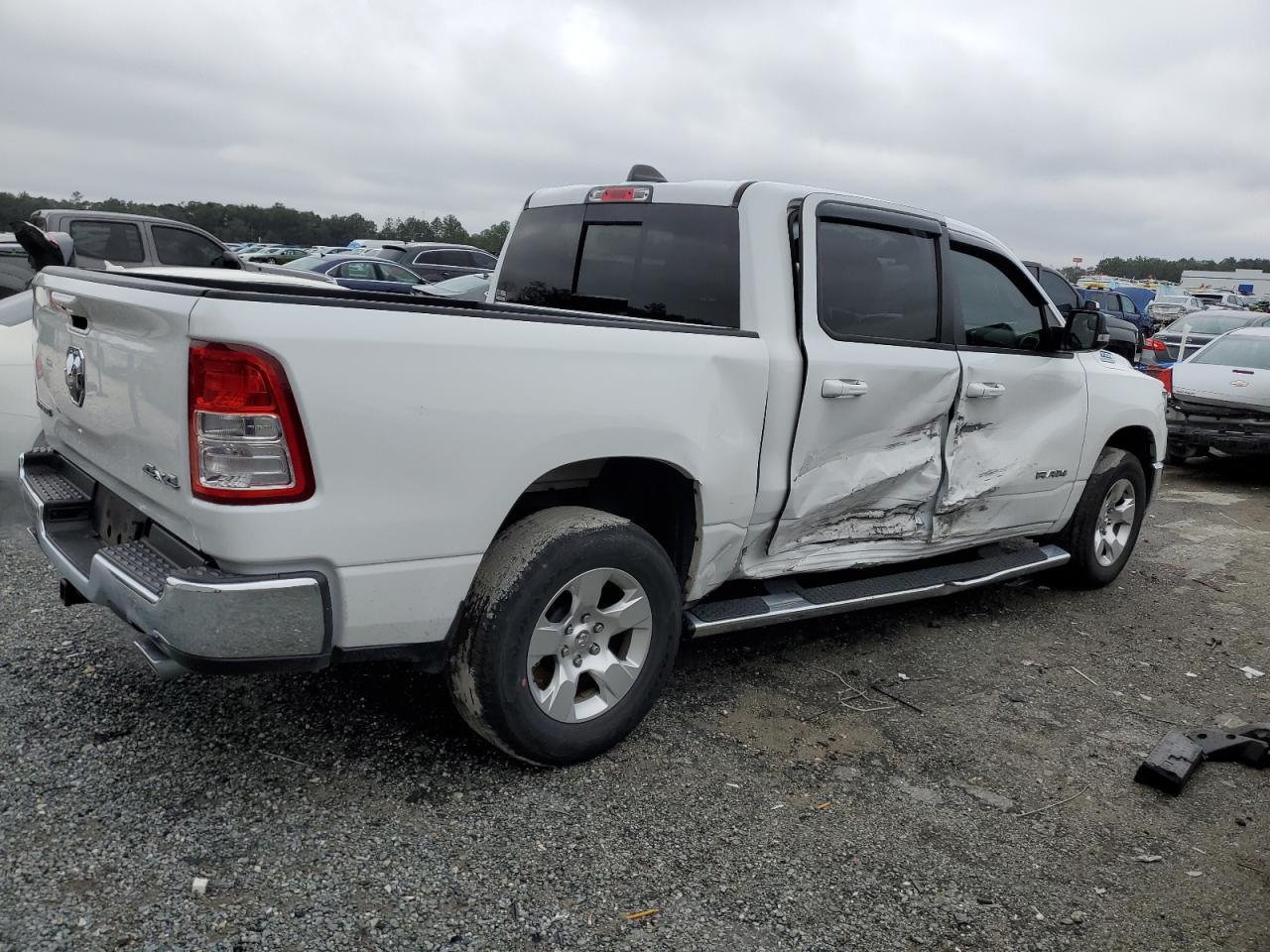 2021 RAM 1500 - Image 3