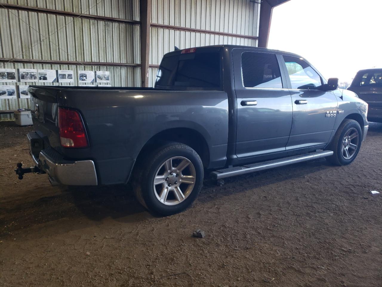 VIN 1C6RR6LT5JS239966 2018 RAM 1500 no.3