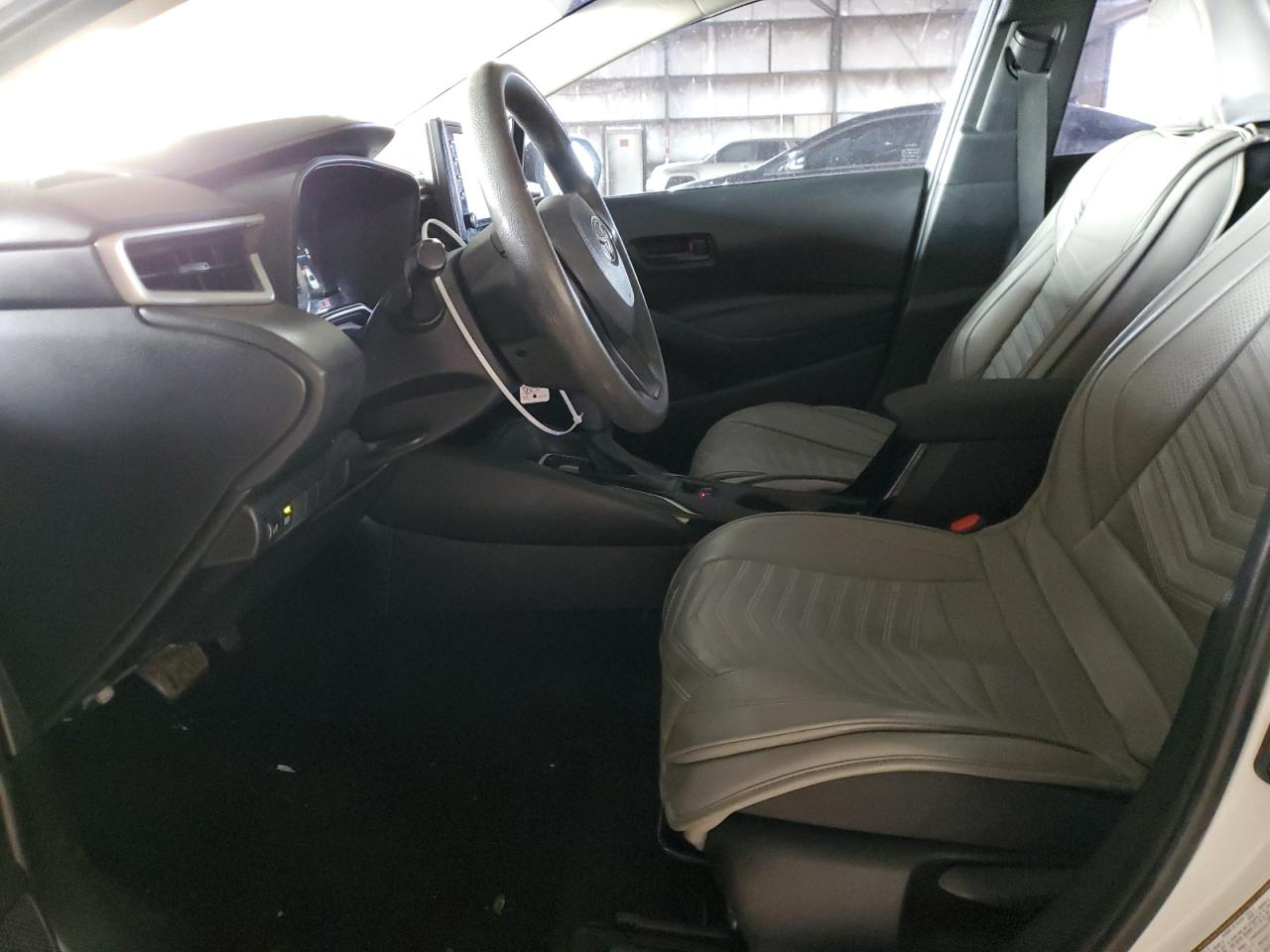 2022 Toyota Corolla - Image 7