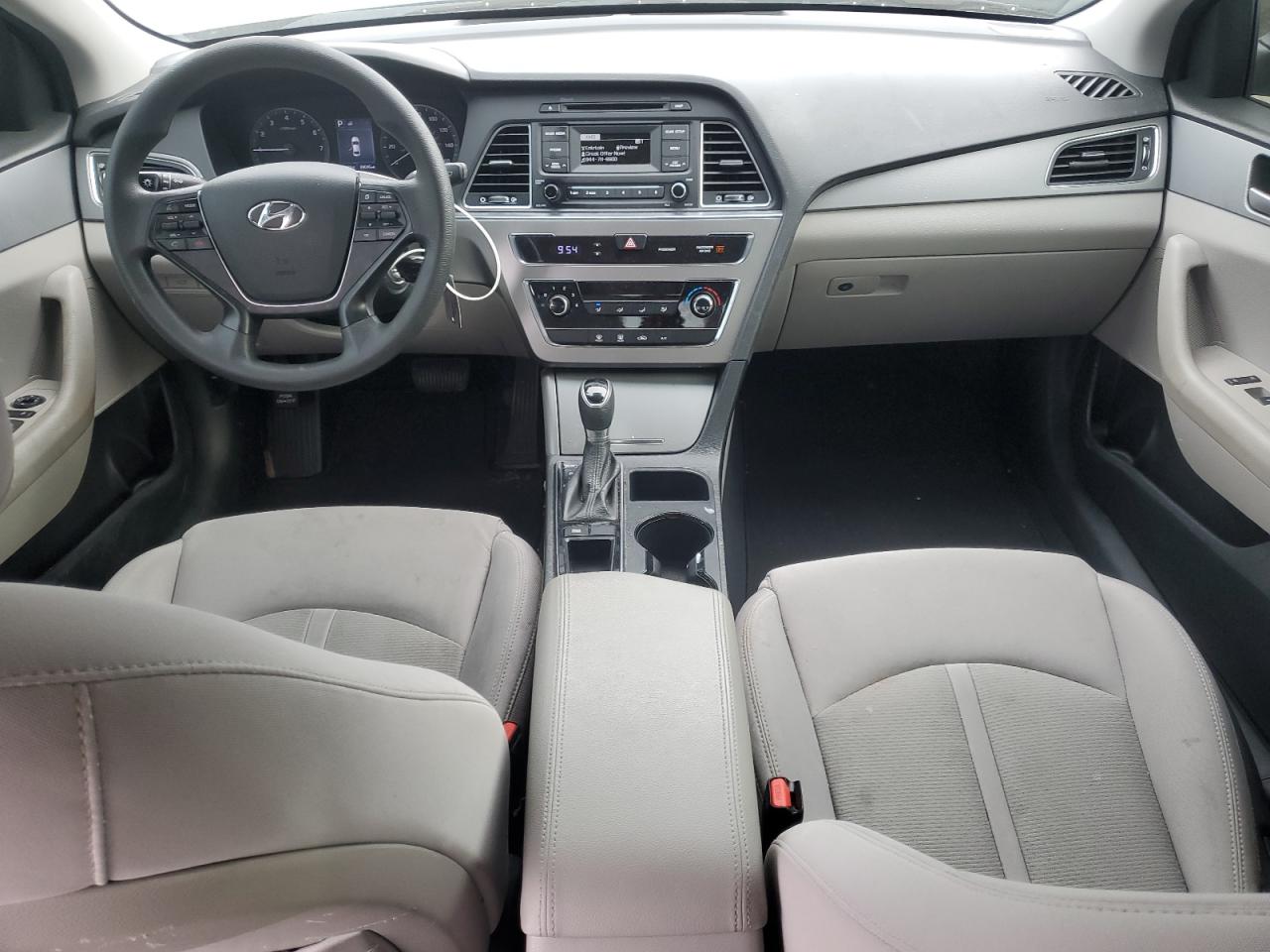 2017 Hyundai Sonata - Image 8