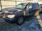 2004 Toyota Highlander Base продається в Walton, KY - Front End