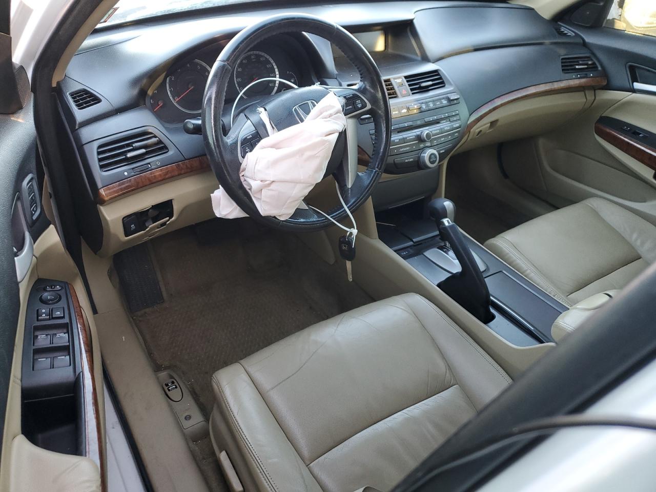 2012 Honda Accord - Image 7