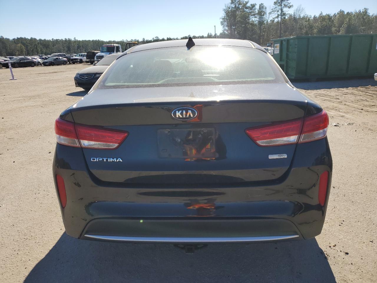 2017 Kia Optima - Image 6