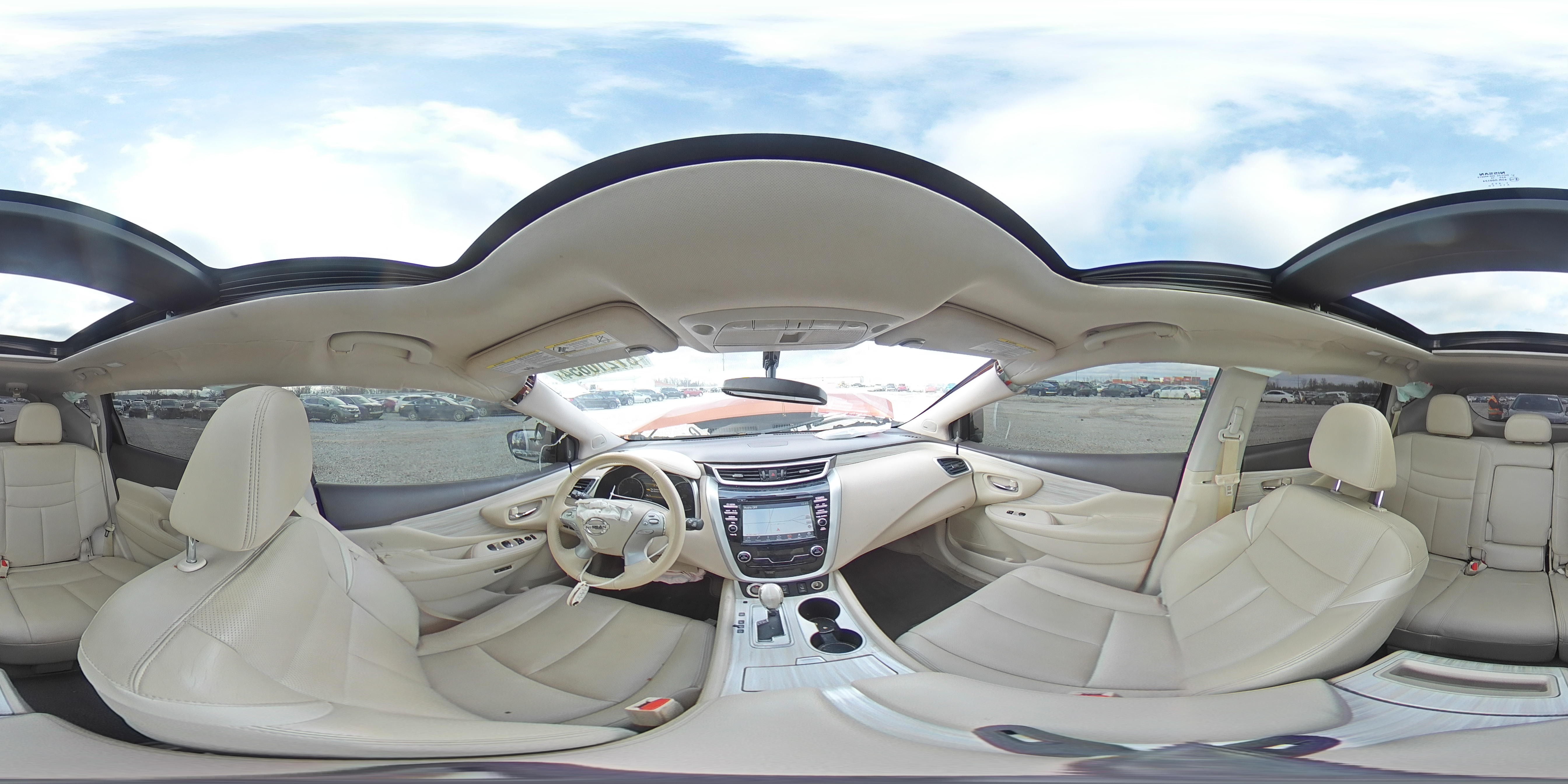 2015 Nissan Murano - Image 14