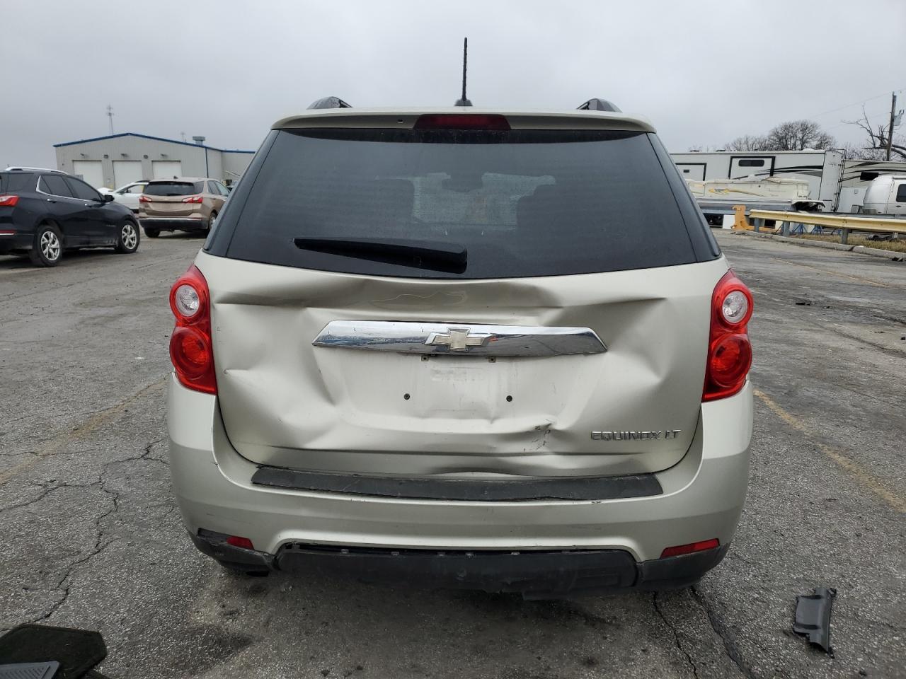 2015 Chevrolet Equinox - Image 6