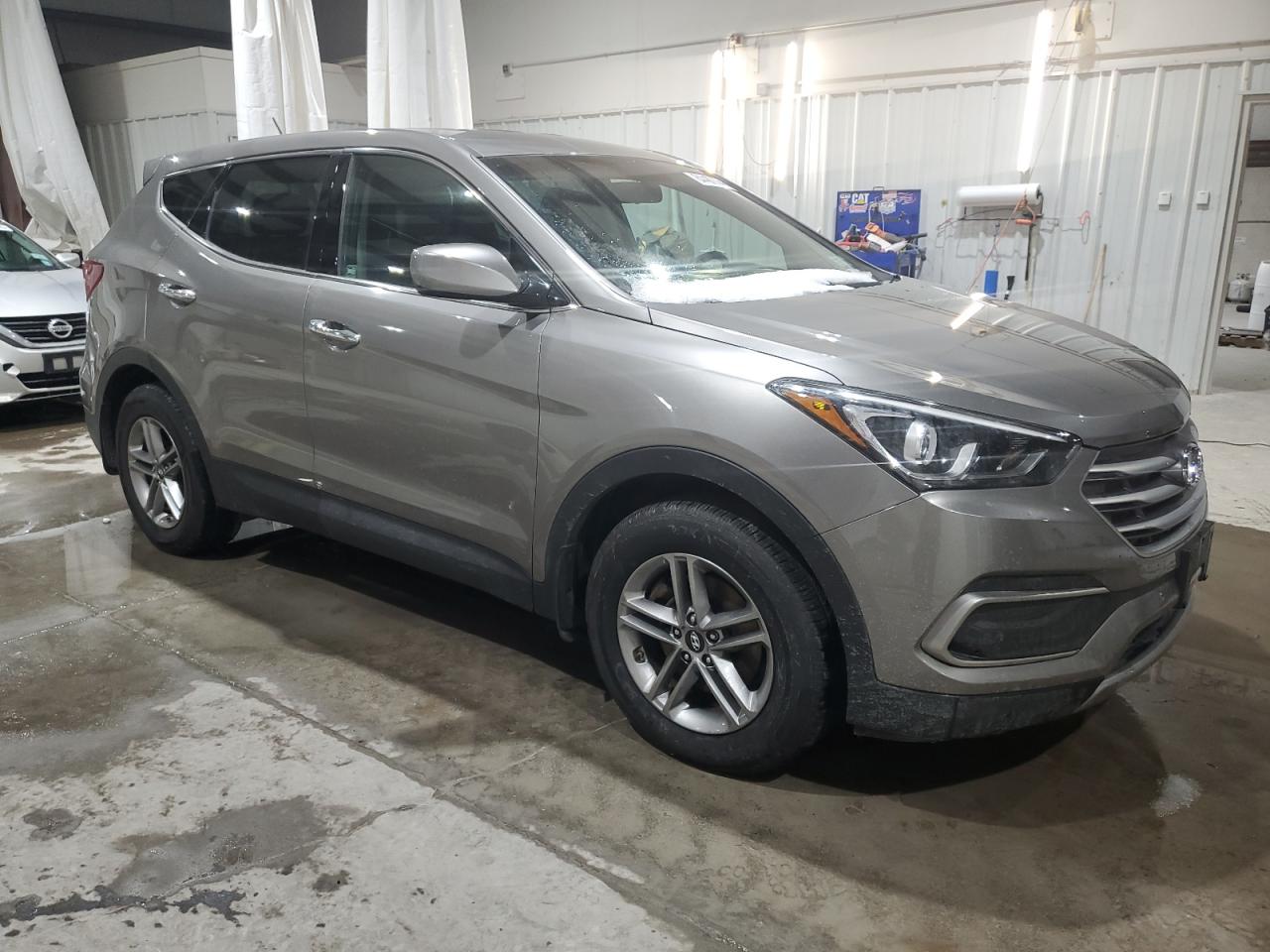 2018 Hyundai Santa Fe - Image 4