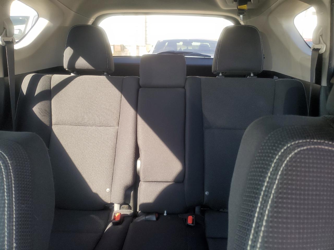 2018 Toyota RAV 4 - Image 10