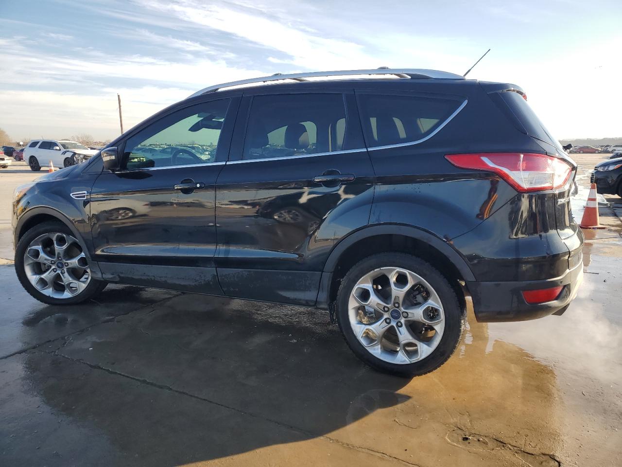 2014 Ford Escape - Image 2