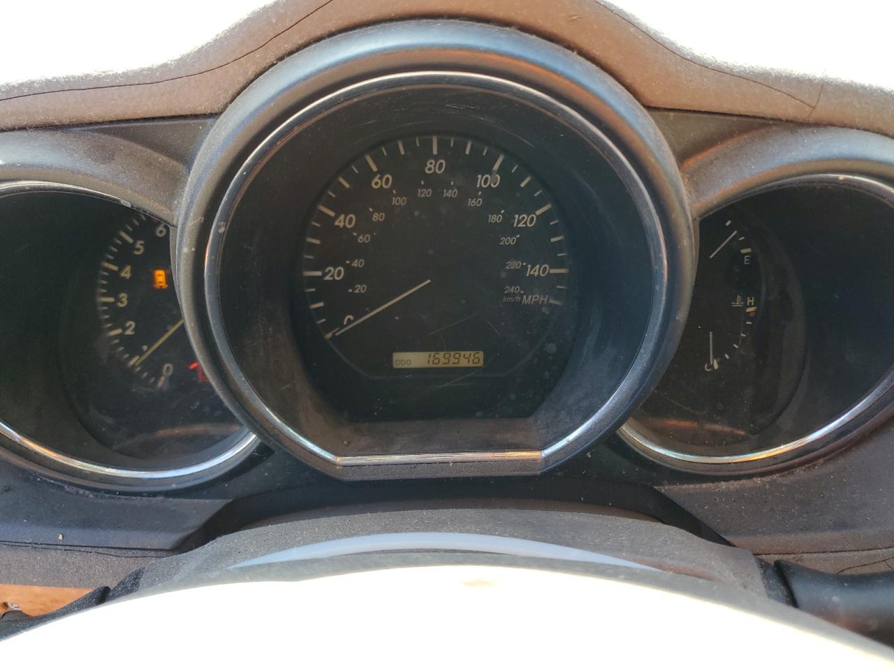 2004 Lexus RX - Image 9