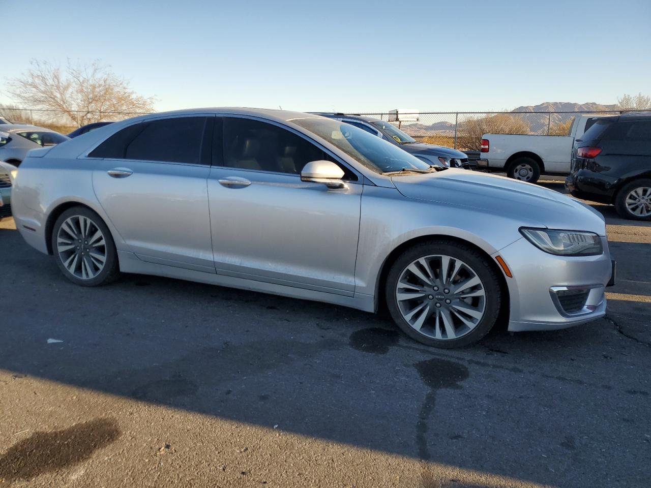 2017 Lincoln MKZ - Image 4