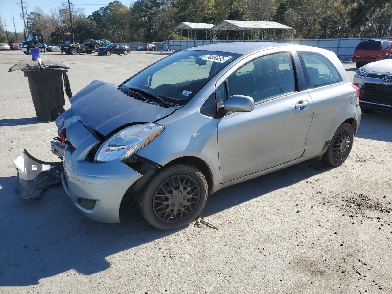 2009 Toyota Yaris - Image 1