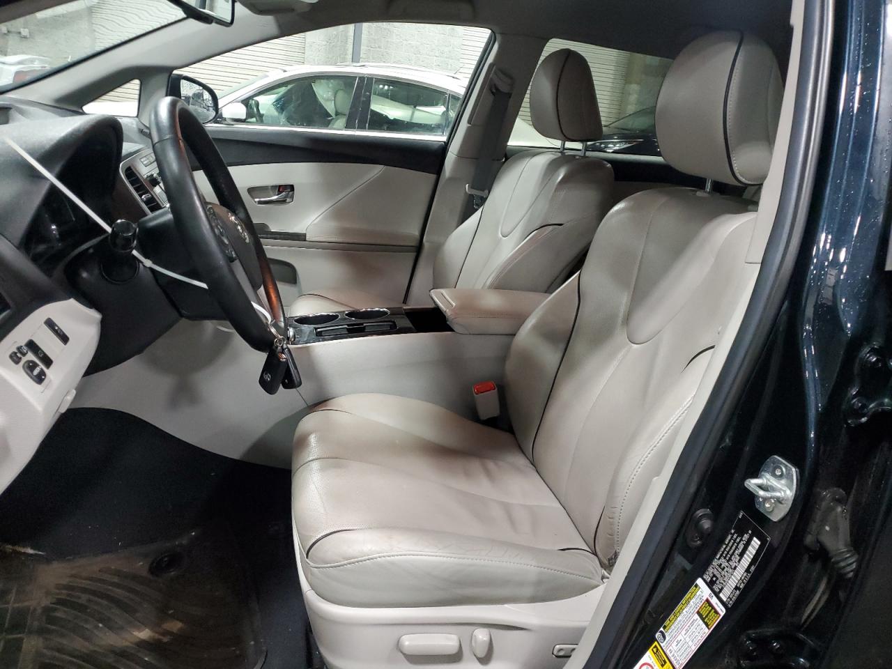 2015 Toyota Venza - Image 7