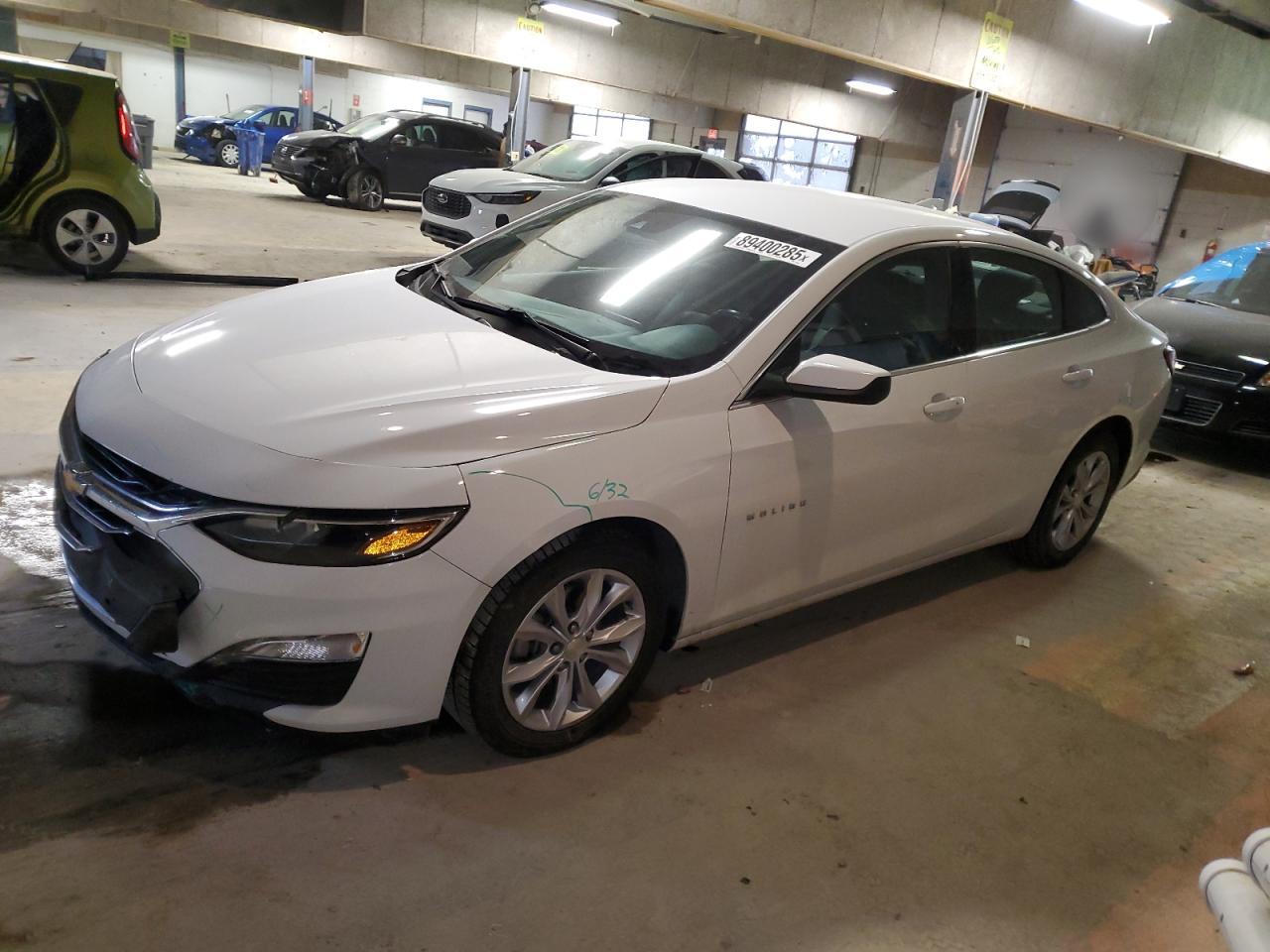 2019 Chevrolet Malibu - Image 1