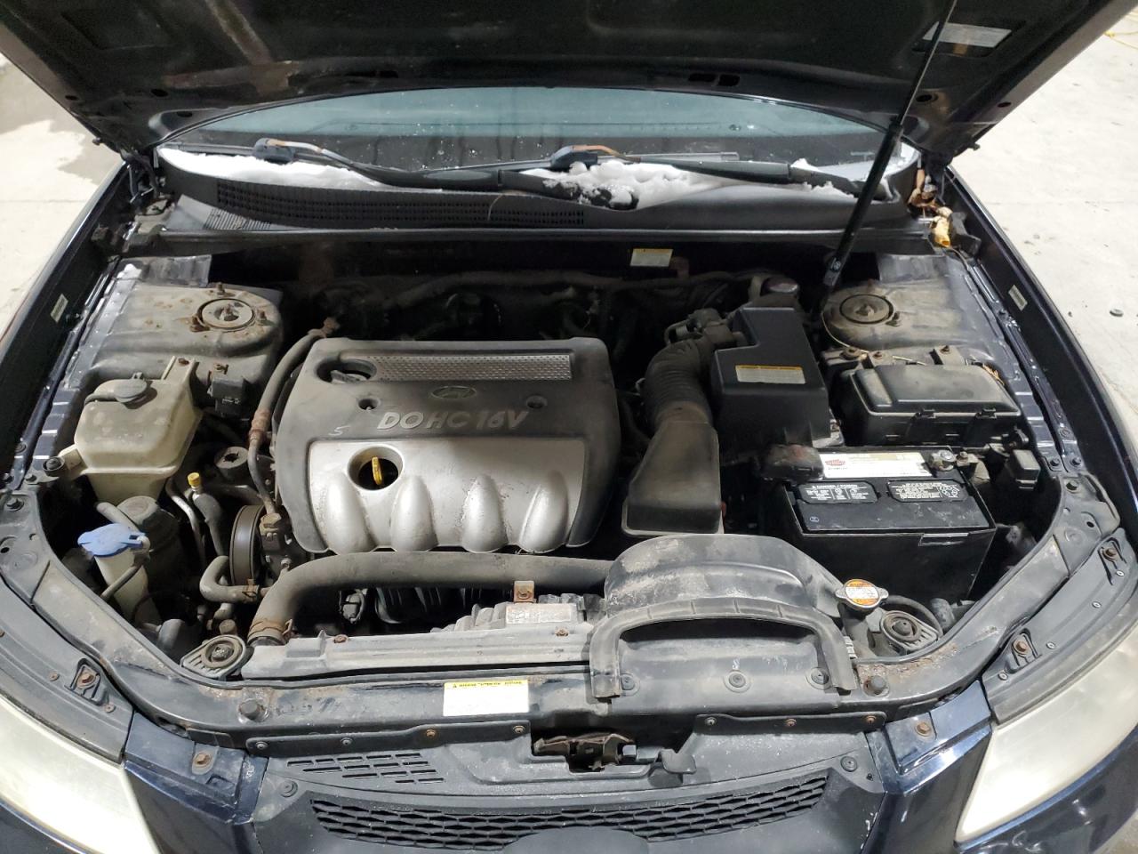 2008 Hyundai Sonata - Image 11