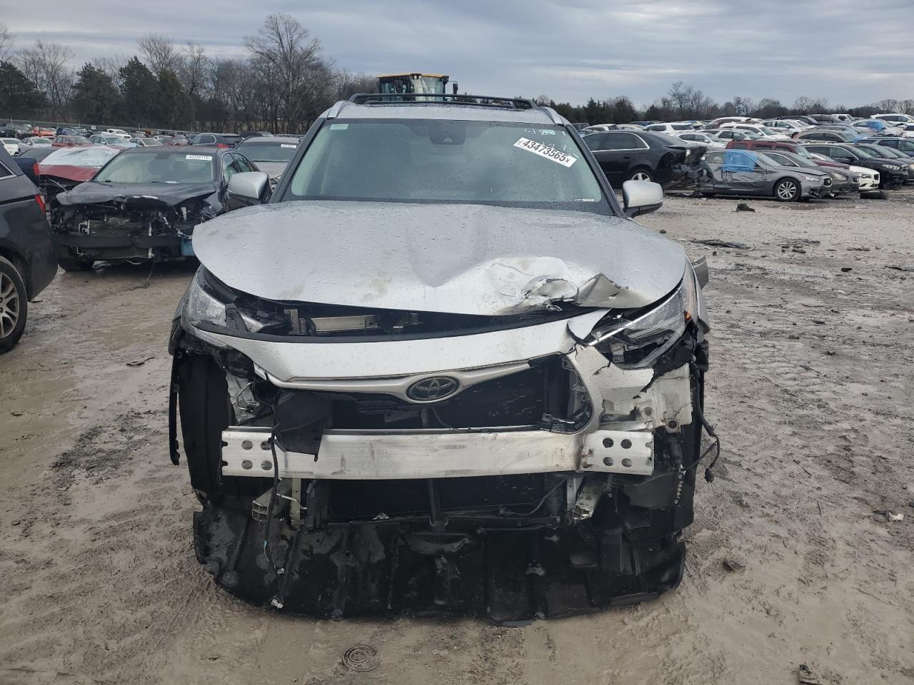 2020 Toyota Highlander - Image 5