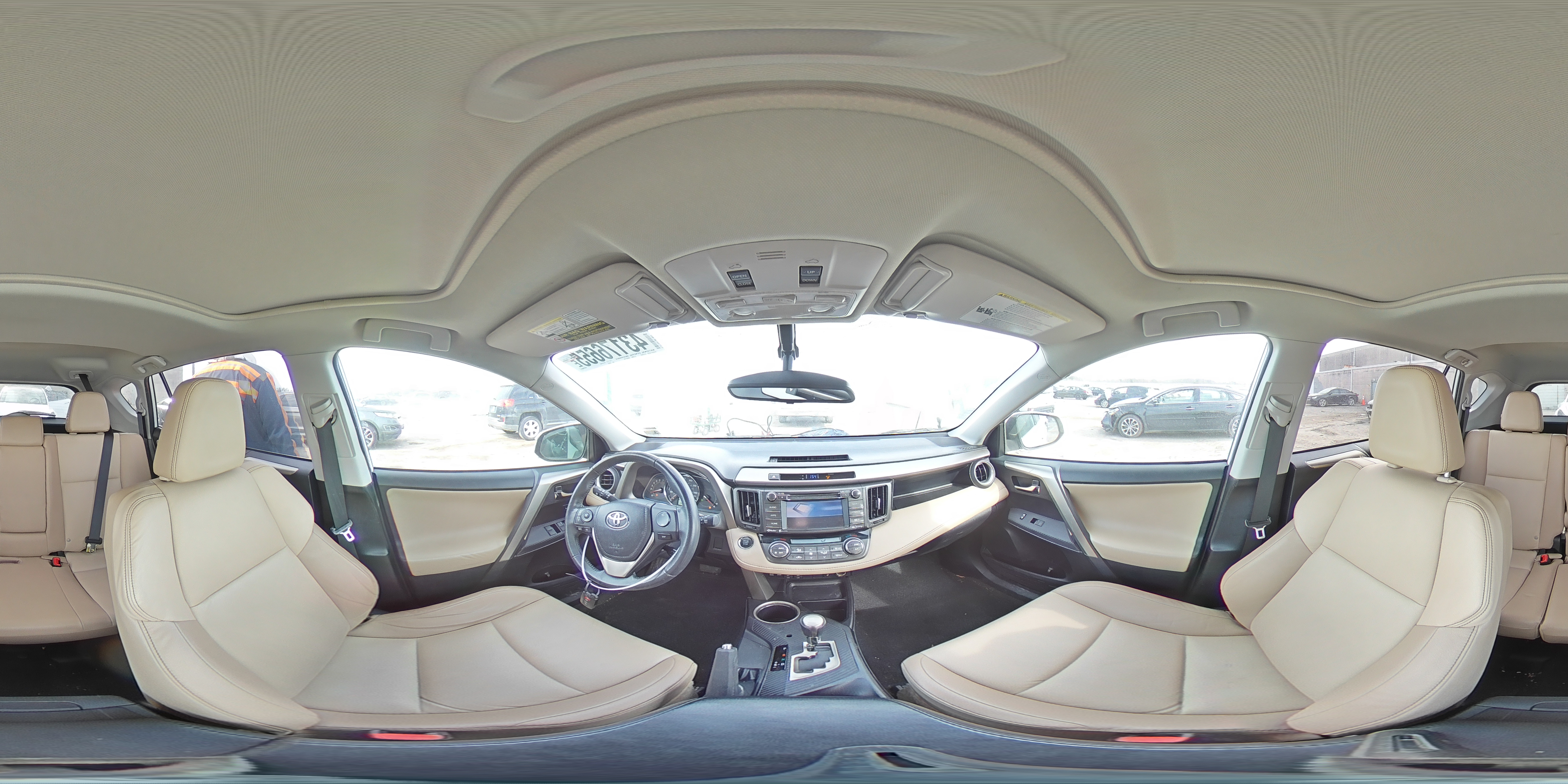 2014 Toyota RAV 4 - Image 13